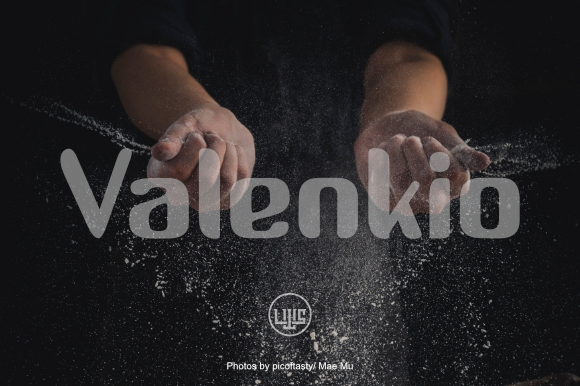 Valenkio: A Modern Display Font for Bold Editorial Designs